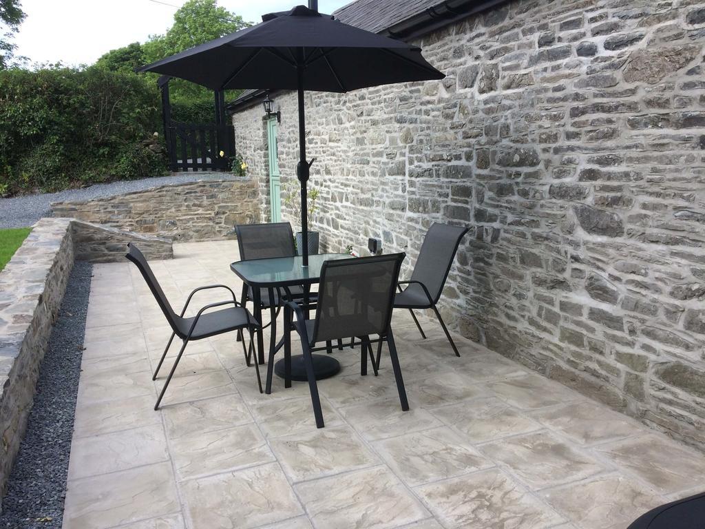 The Bakery Villa Llanddeiniol Exterior photo